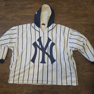 NY Yankees Oversized Hoodie With Insulation 3XL New York MLB Baseball